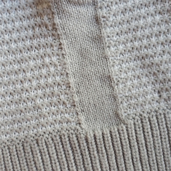 Vera Wang Sweater/Cardigan - Picture 6 of 8